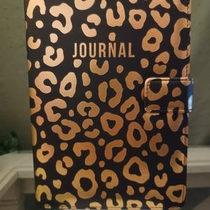 Leapord print journal